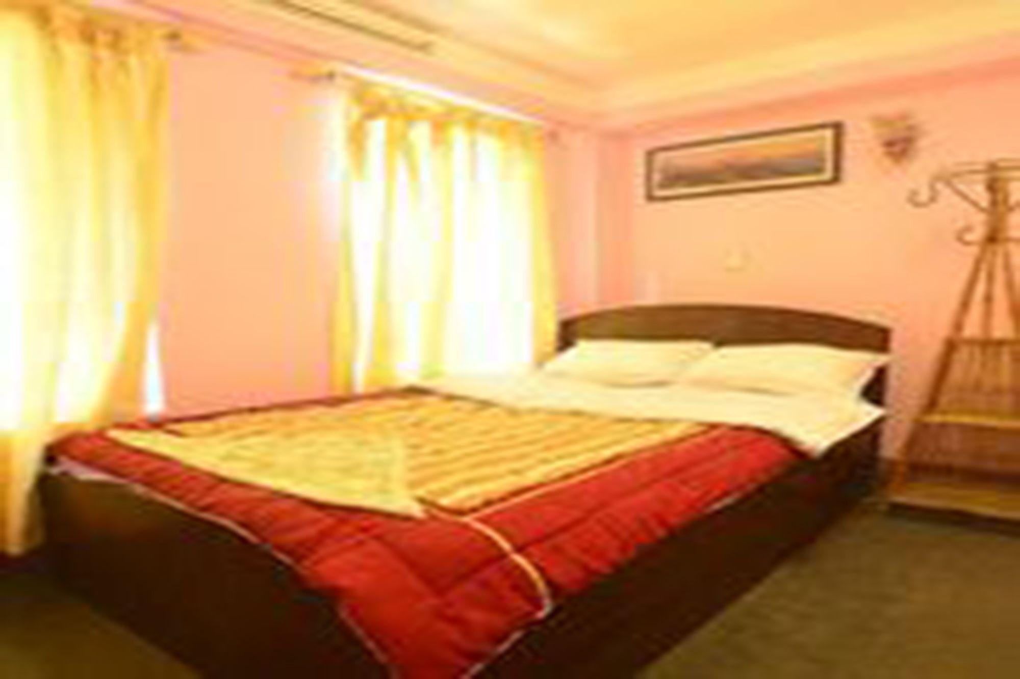 Heart Of Bhaktapur Guest House エクステリア 写真